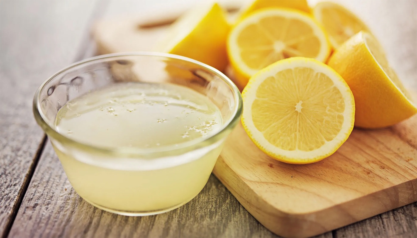 The Benefits and Disadvantages of Daily Lemon Juice Consumption: What You Need to Know