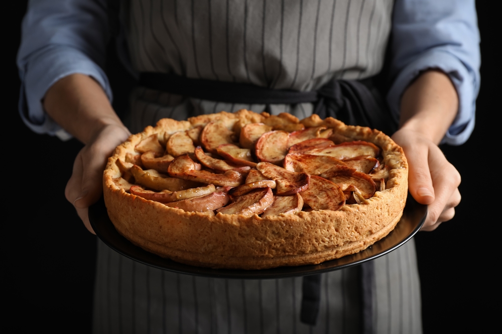 Sugar-Free Apple Tart Recipe for a Figure-Friendly Dessert